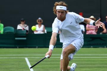 Rublev se despidió rápido en Wimbledon