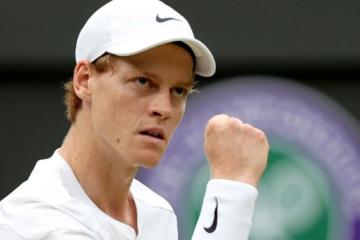Sinner ganó en Wimbledon y clasificó a cuartos de final