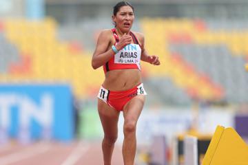 Luz Arias hizo su mejor tiempo en los 3000 metros planos