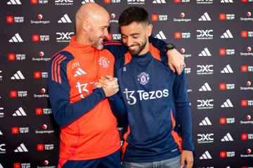 Bruno Fernandes se queda en el Manchester United hasta el 2027