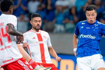 Cruzeiro e Internacional se repartieron los puntos en el Brasileirao