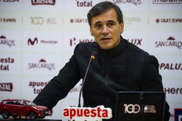 Bustos sobre el arbitraje: “No podemos hablar porque cada vez que hablamos pasan estas cosas”