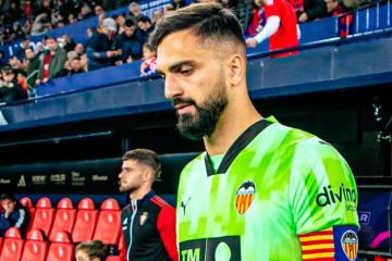Mamardashvili fichó por Liverpool, pero se quedará un año en Valencia