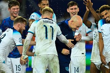 Inglaterra anunció a su entrenador interino para la Nations League