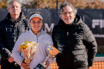 ¡Gritó campeona! Lucciana Pérez se consagró en el W35 Chacabuco