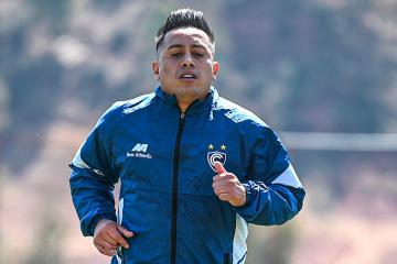 Retorna a Matute: Cueva lidera convocatoria de Cienciano para duelo ante Alianza