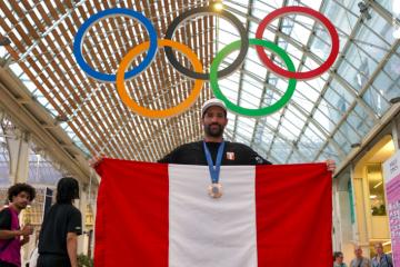 Peschiera: "Todavía no me lo puedo creer el haber ganado una medalla.  Poco a poco me voy dando cuenta"