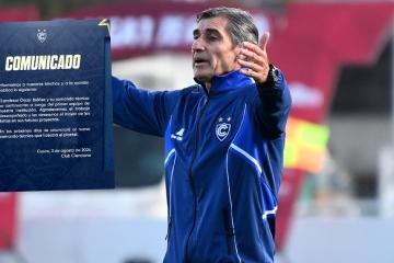 No va más: Óscar Ibáñez dejó de ser entrenador de Cienciano