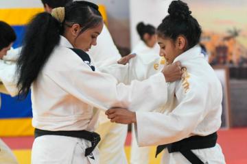 Multicampeona prepara a deportistas antes del inicio del Mundial de Cadetes de Judo Lima 2024