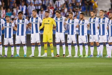 ¿Baja en la Selección? Tapia fue titular en Leganés, pero fue sustituido por conmoción cerebral