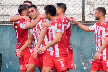 Talleres Remedios dio la sorpresa y eliminó a Banfield de la Copa Argentina