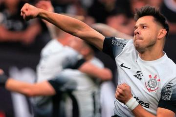 Corinthians venció a Flamengo y se quedó con el ‘Clásico del Pueblo’