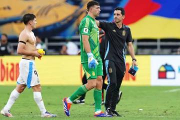 FIFA sancionó al 'Dibu' con dos fechas de suspensión