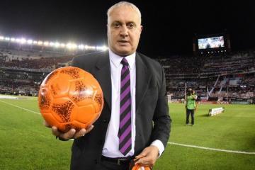Beto Alonso: "Boca estaba jugando el clásico con cinco jugadores menos"