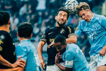 Con Peña, Malmö igualó sin goles ante AIK por la liga sueca