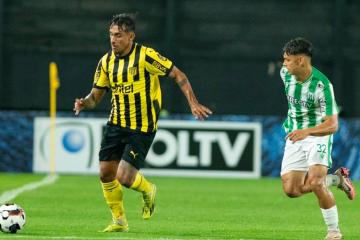 Peñarol empató ante Racing Montevideo en torneo uruguayo