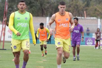 Gonzales Zela: "No pensamos en el descenso, sino en pelear por la Sudamericana"
