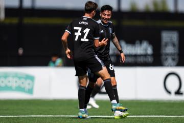 Pineau se quedó entre los suplentes en derrota ante Town FC por MLS Next Pro