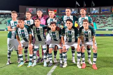 Con Santamaría de titular y Aquino en el banco, Santos Laguna cayó por 2-0 con Juárez