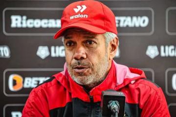 Valencia: "Es un abuso ¿Cómo se puede jugar en Lima la final de Reservas?"