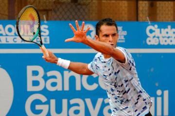 Varillas: "Es motivante e inspirador ver a los peruanos competir en este nivel y estoy feliz"