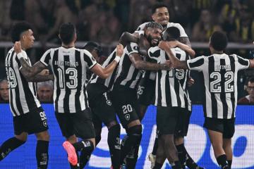 Con pie y medio en la final: Botafogo goleó por 5-0 a Peñarol en la Libertadores