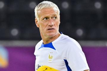 Deschamps: "Mbappé concentra muchos intereses sobre él"