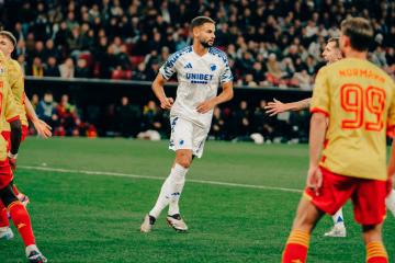 Con López, Copenhague cayó ante Jagiellonia en el inicio de la Conference League
