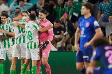 Betis venció a Atlético de Madrid y se mete a puestos de clasificación internacional