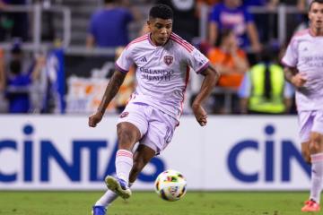 Cartagena y Gallese jugaron en triunfo de Orlando City