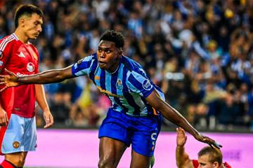 Manchester United dejó escapar la victoria ante Porto por la Europa League