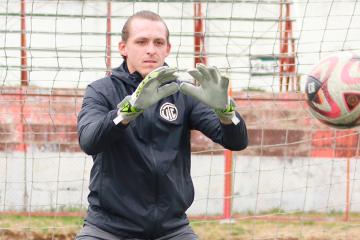 Zubczuk: “Vamos a dar todo de nosotros para quedarnos en primera”