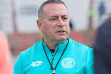 Sanguinetti: "Antes del penal hubo un empujón muy claro sobre Sánchez que el VAR no avisó"