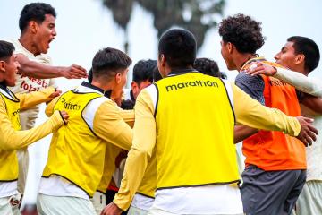 (FOTOS) Universitario goleó a Sport Huancayo y avanzó a 'semis' del Torneo de Reservas