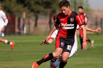 Volante de Newell's llegaría a Cusco FC