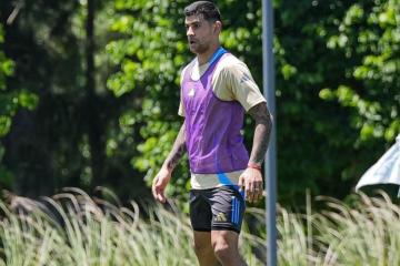 'Cuti' Romero será baja en Argentina ante Perú
