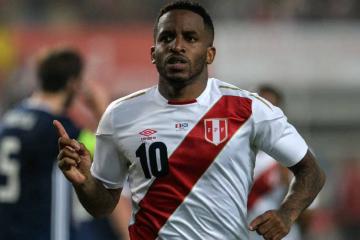 Farfán sobre Fossati: "Tenemos un gran entrenador y hay que darle tiempo"
