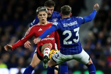 ¡Sabor a nada! Manchester United igualó con Ipswich por Premier League
