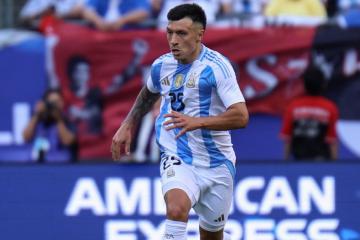 Lisandro Martínez se perderá los partidos ante Paraguay y Perú
