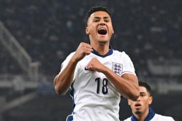 Inglaterra goleó a Grecia y le cortó la racha en la UEFA Nations League