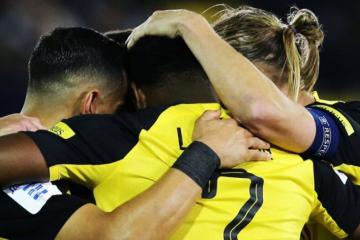 Con Callens, AEK venció por la mínima diferencia a Atromitos por la liga griega