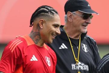 Fossati sobre Guerrero: "Paolo demuestra estar en condiciones de volver a la selección"