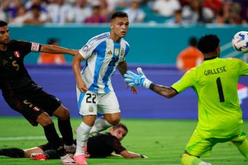 Argentina podría perder la cima del Ranking FIFA ante Perú