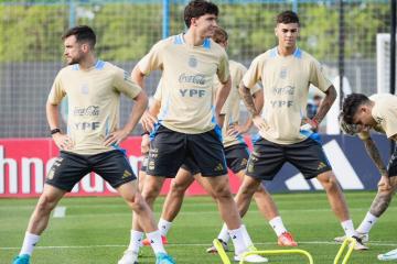 Argentina haría dos variantes frente a Perú