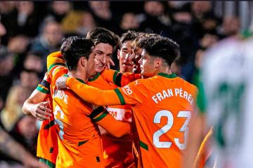 Valencia y Getafe avanzaron en la Copa del Rey