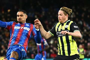 Manchester City solo pudo igualar con Crystal Palace y se aleja de la punta