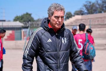 'Chemo' del Solar dejaría FPF por importante proyecto de U. César Vallejo