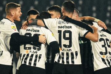 Grimaldo no estuvo en triunfo de Partizan