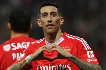 Benfica derrotó por 2-0 a Nacional con doblete de Ángel Di María