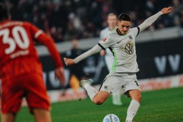 Friburgo derrotó a Wolfsburgo y se metió a clasificación internacional
